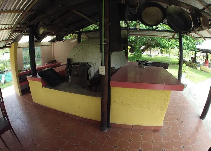 Rancho Alvarez & Albergue Cozumel