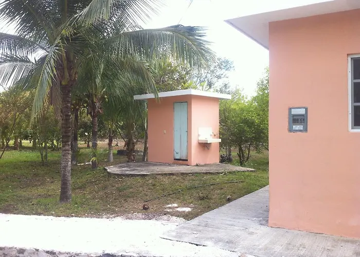 Rancho Alvarez & Albergue