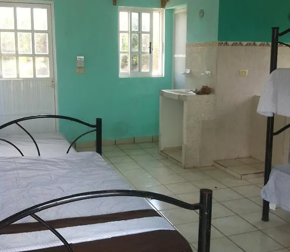 Rancho Alvarez & Albergue Cozumel